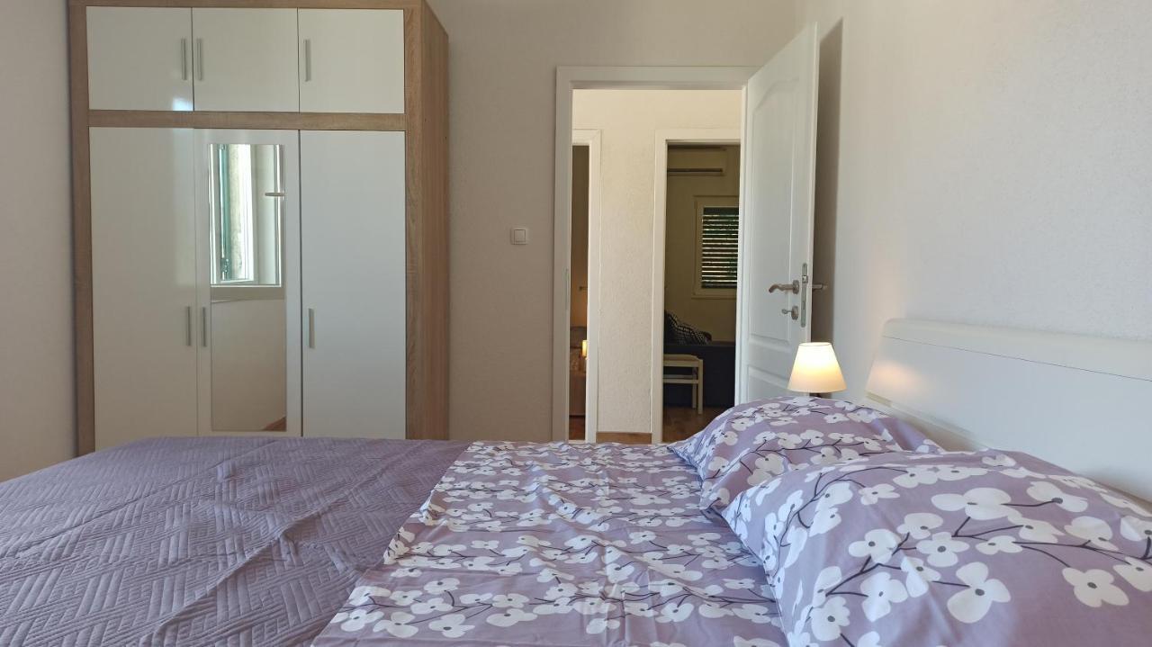 Apartments Zuzul - Τρογκίρ Εξωτερικό φωτογραφία